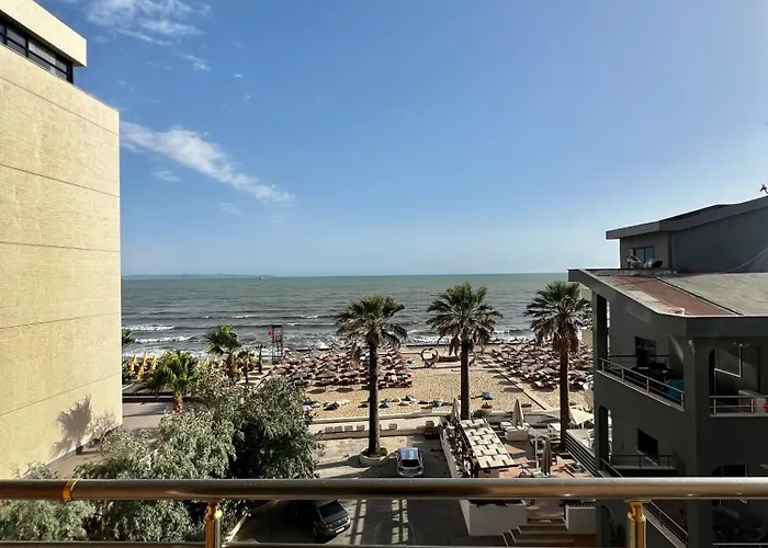 Romantic Couple Sea View Apartment 403